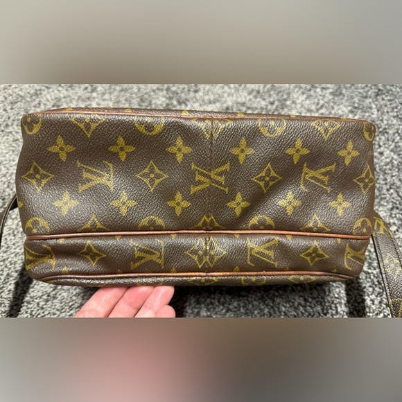 Louis Vuitton VINTAGE nile monogram purse - Picture 4 of 16